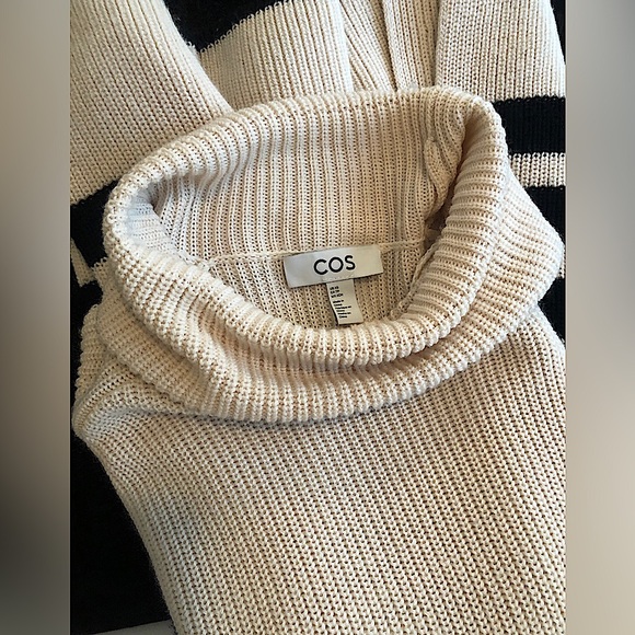 COS | Totême Inspired Oversized Sweater (XS) - Picture 3 of 5